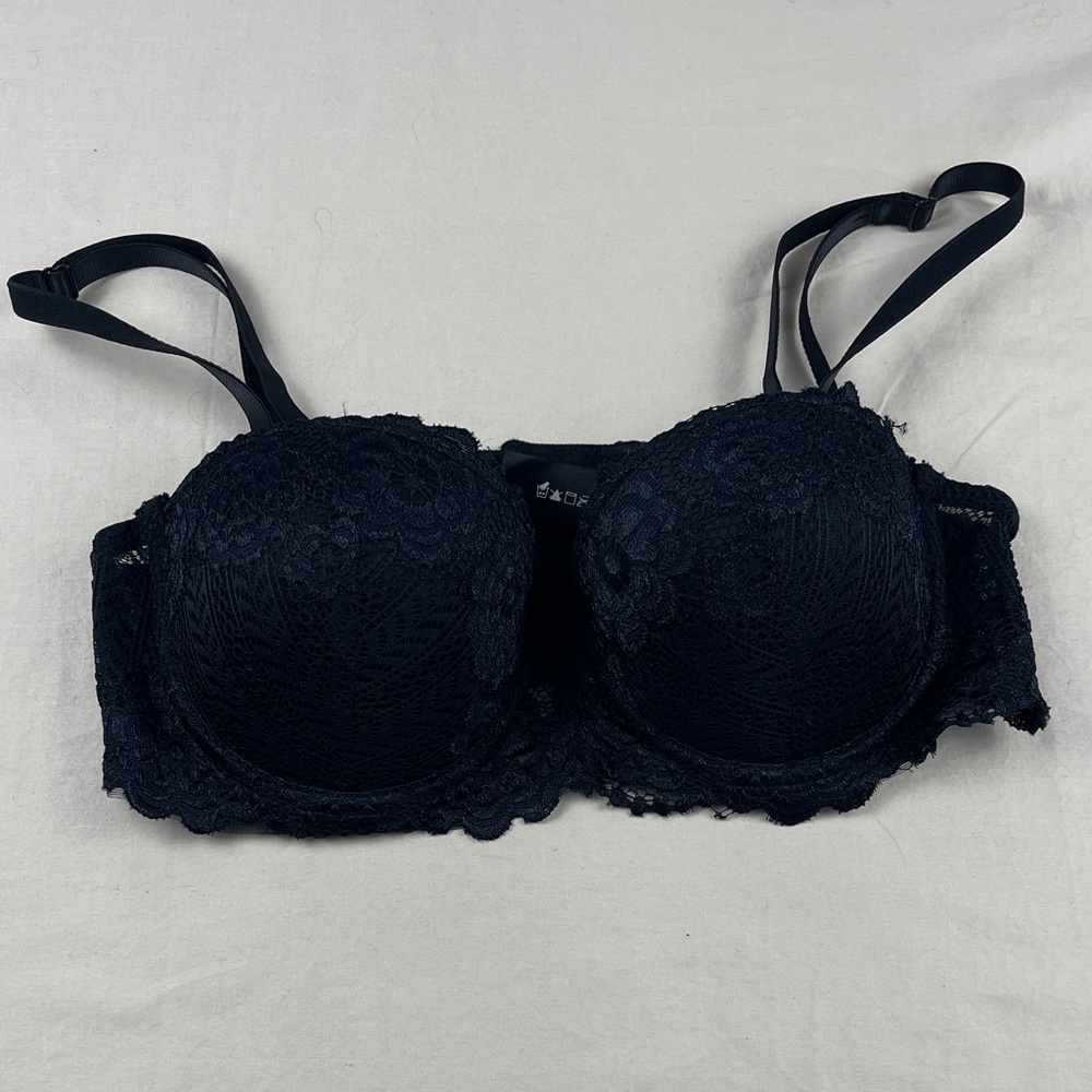 Lace Underwire Push-Up Bra in Black